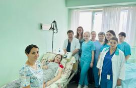 Pacientă cu o formă severă de pancreatită acută, salvată după 60 de zile de terapie intensivă