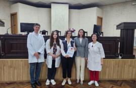 Instruirea specializata în prevenirea și controlul infecțiilor destinate asistenților medicali și medicilor din secția de reanimare.